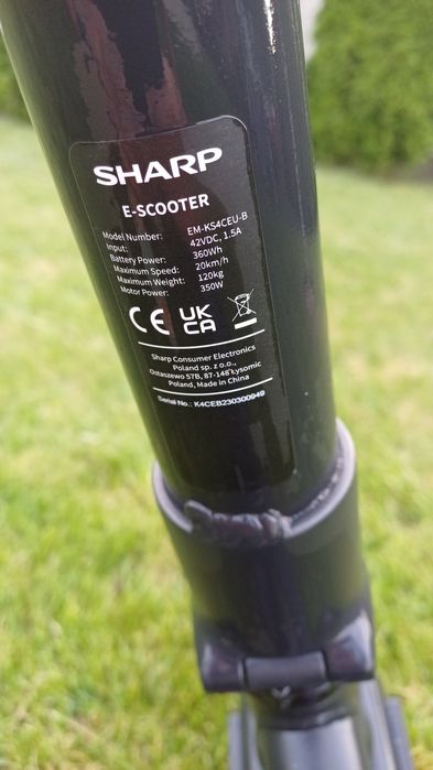 Japońska hulajnoga elektryczna SHARP EM KS4ceu b czarna
