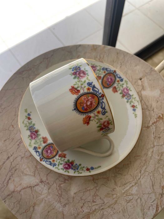 Chávena de Chá Antiga MZ Czechoslovakia – Porcelana Fina (1918-1939)