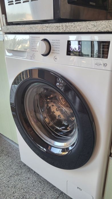 Máquina de Lavar Roupa LG 8.5 kg - 1200 rpm