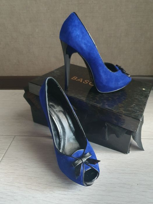 Туфлі сині платформа 35р