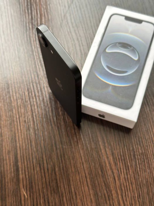 Продам IPhone 16 Е 128  Neverlock