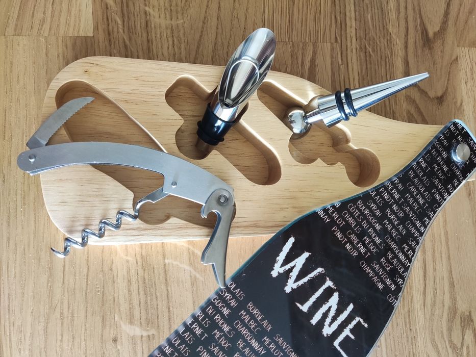 Wine Accessory Set425379353581987844