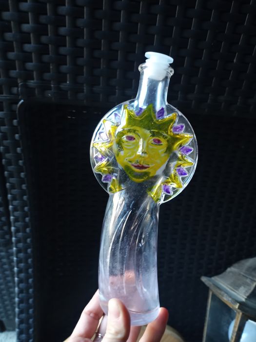 Nietypowy unikalny wazonik flakon