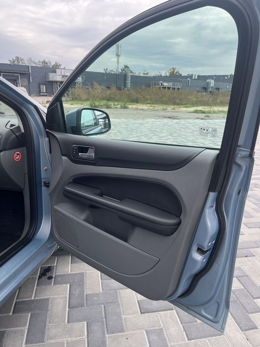 Продам авто Ford Focus 1.8 TDI