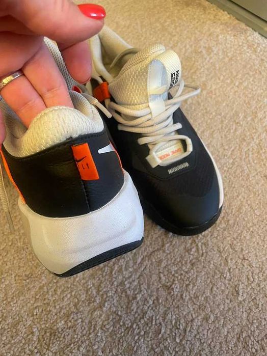 Кросівки NIKE Air Zoom