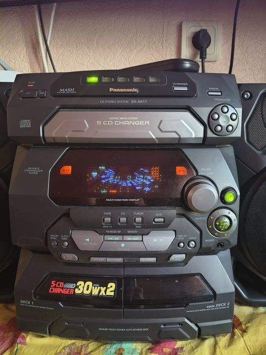 Продам музичний центр Panasonic