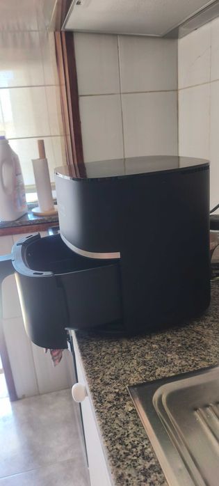 Air fryer semi nova