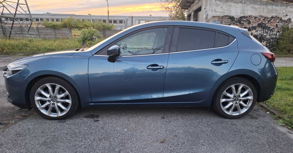 Mazda 3 hatchback. Skyactive 2.0 120 KM. Polski salon.