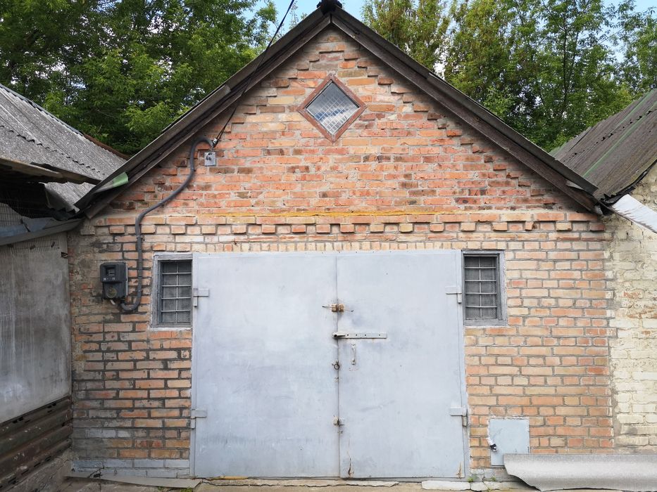 Продається   або здається гараж р-н Цегельного заводу