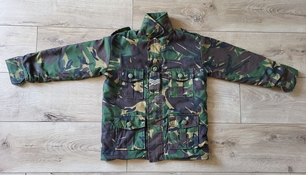 Куртка детская на 4-5 лет