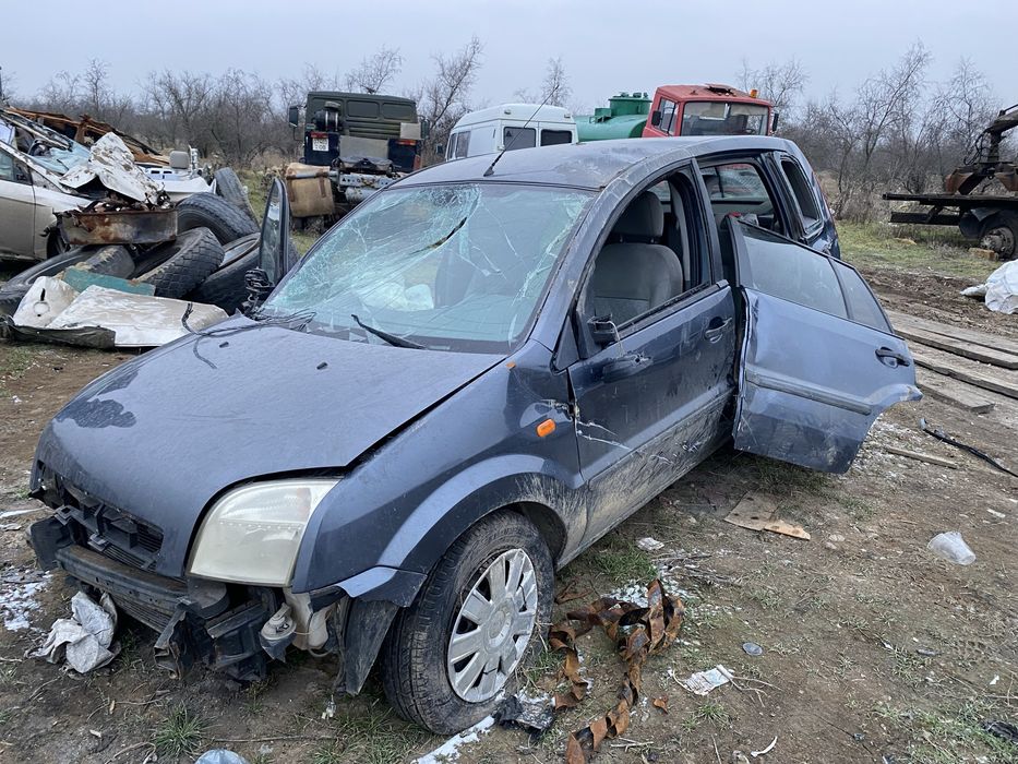 Ford fusion 2004 1.4 кпп  после дтп