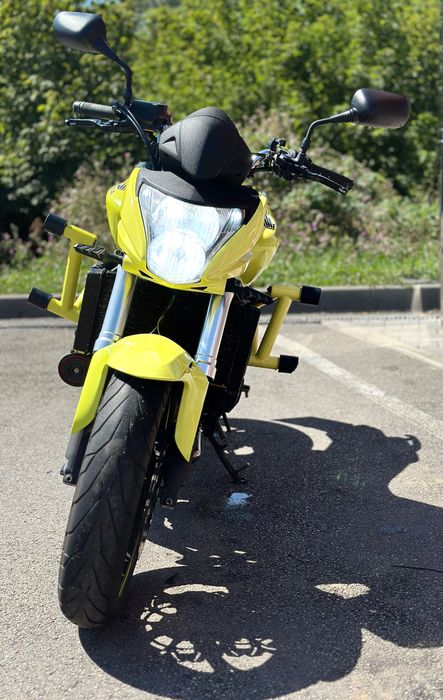 Мотоцикл Honda Hornet