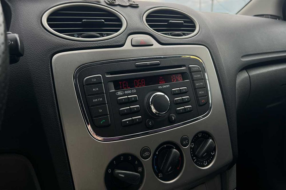 Ford Focus 2011