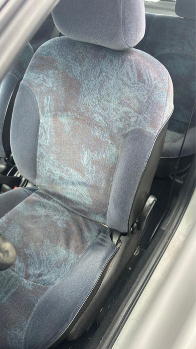 BANCOS PEUGEOT 206 ANO 2000