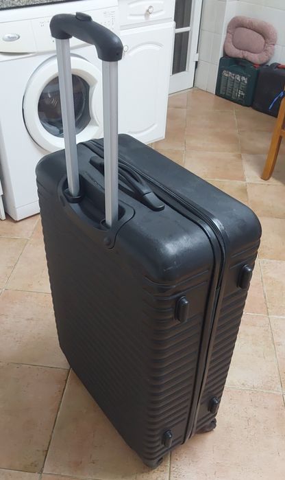 MALA DE VIAGEM DE PORÃO 23KG COM 4 RODAS. Casa, Mudanças, Quarto, Arrumação, Sala.