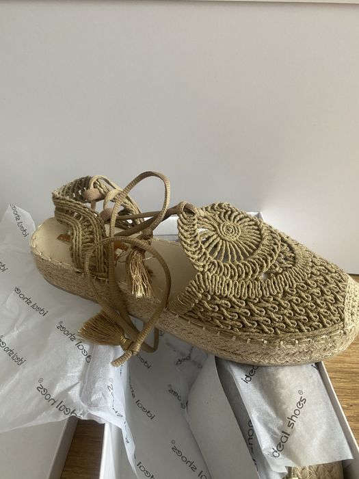 Nowe damskie buty