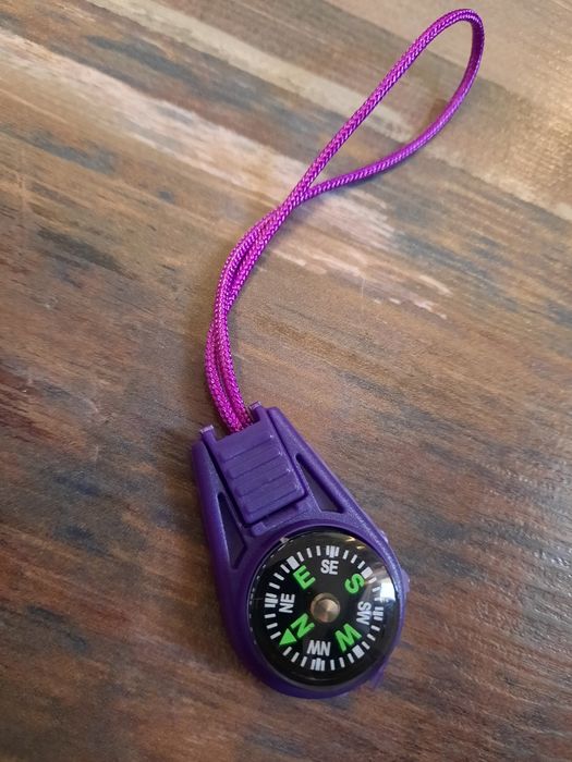 Brelok mini kompas różne kolory