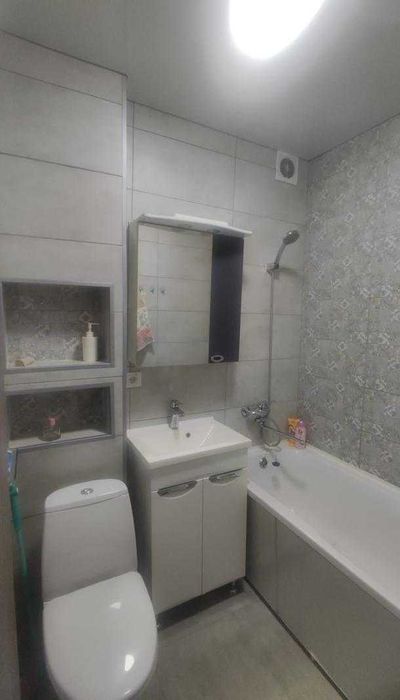 Продам 1 кімнатну квартиру з ремонтом, вул. Власенка, завод Шевченка.