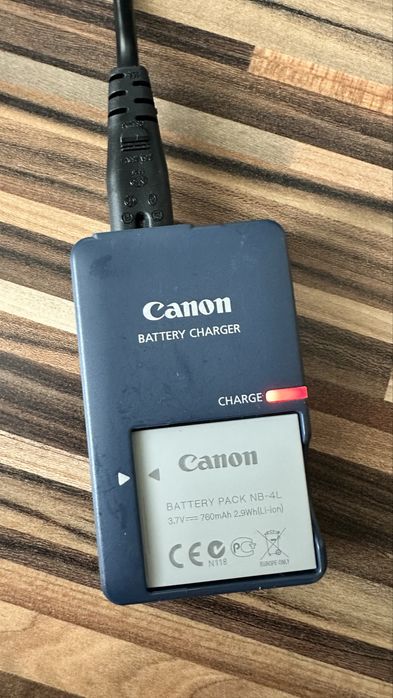 Цифровий фотоапарат Canon IXUS 220 HS терміново