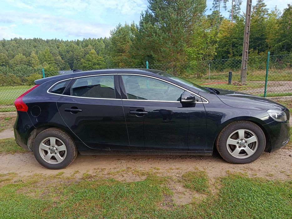 VOLVO V40 D2 diesel