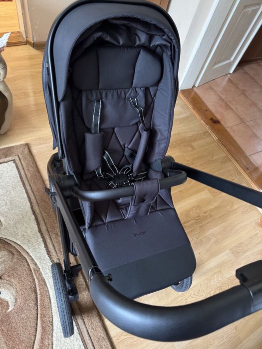 Продам коляску Carrello Omega Plus 3в1