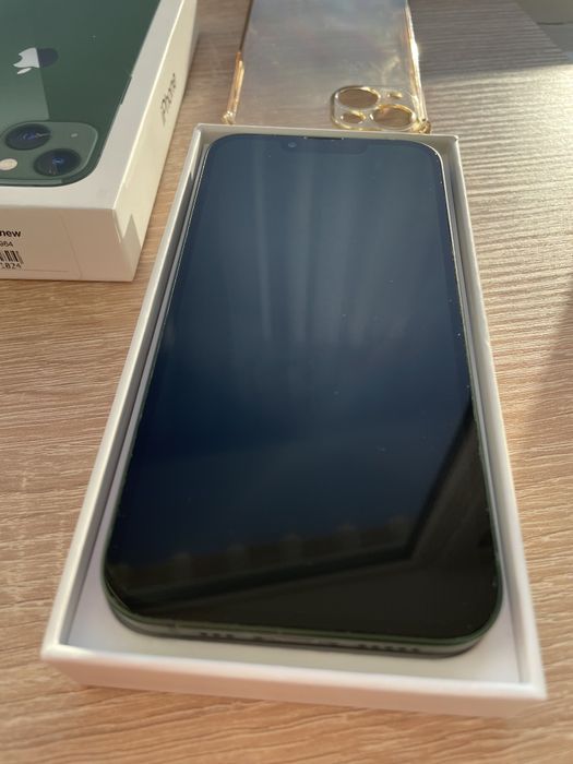 iPhone 13 128gb | Як новий | 2024 рік | АКБ 87% | Повний комплект