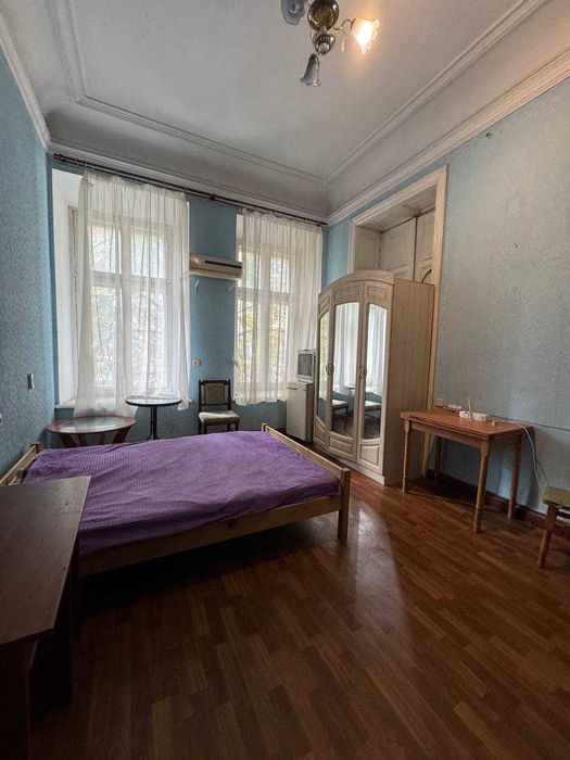 2 кімнати в комуні в Центрі міста!