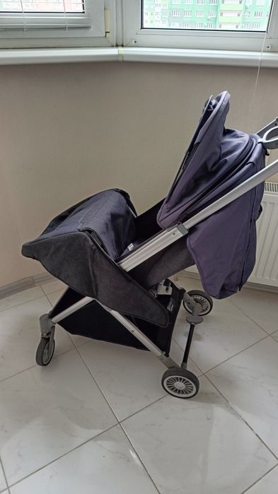 Легкая прогулочная коляска Babyzz Prime
