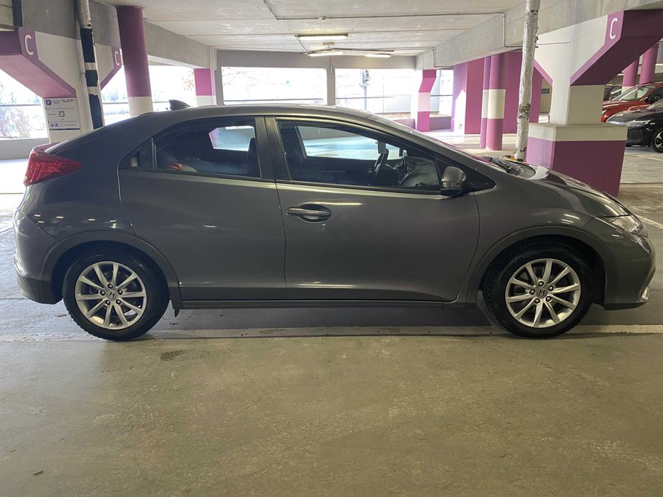 Honda Civic IX 2012 1.8 I-VTEC 141 KM AUTOMAT COMFORT