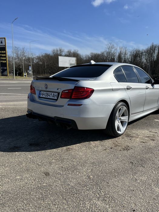 Bmw 5 серія 2012 VIN WBAFR7C55DC824383 фото оголошення 8 з 13