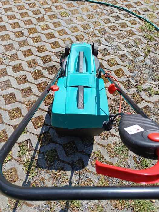 Kosiarka elektryczna Bosch Rotak 32