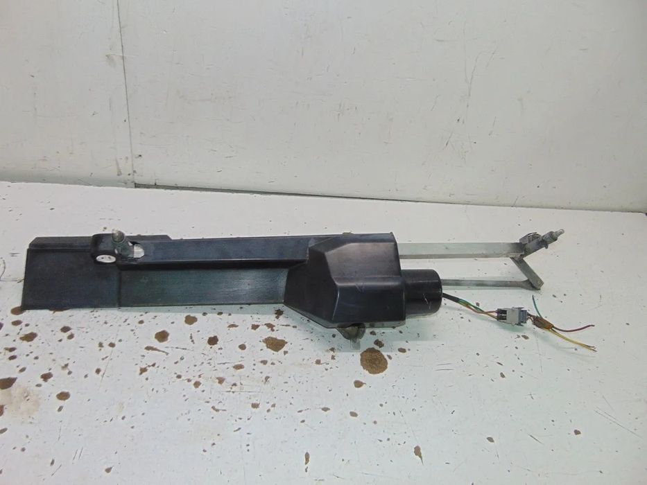 Volvo 760/740 motor limpa vidros " usado em bom estado