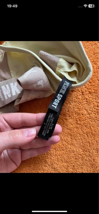 Top, stanik sportowy Victorias Secret Pink M