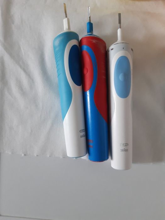 Szczotka oral b Braun 3szt plus końcówki