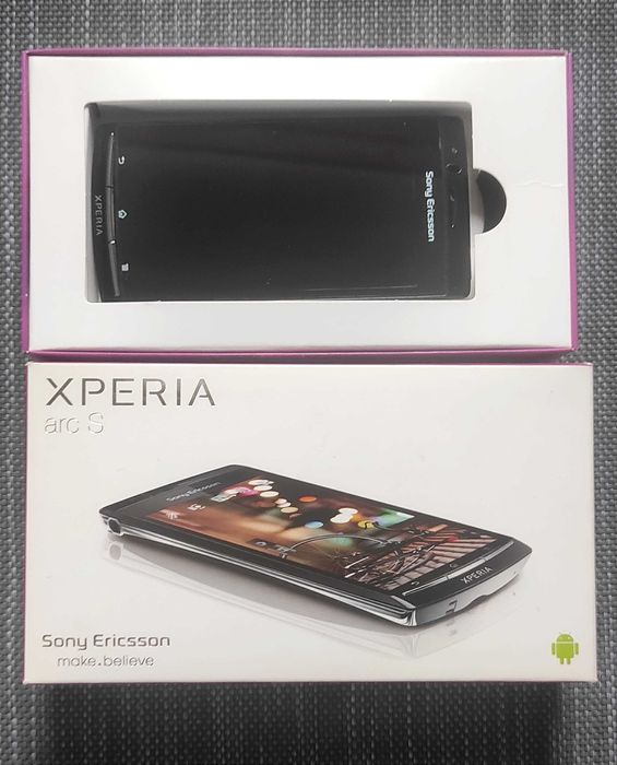 Sony Xperia Arc S solidny i elegancki