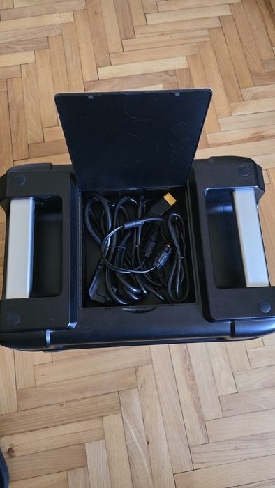 Продам зарядну станцію Oukitel P2001E