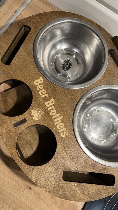 Пивний піднос для снеків та пива на дві миски Beer Brothers