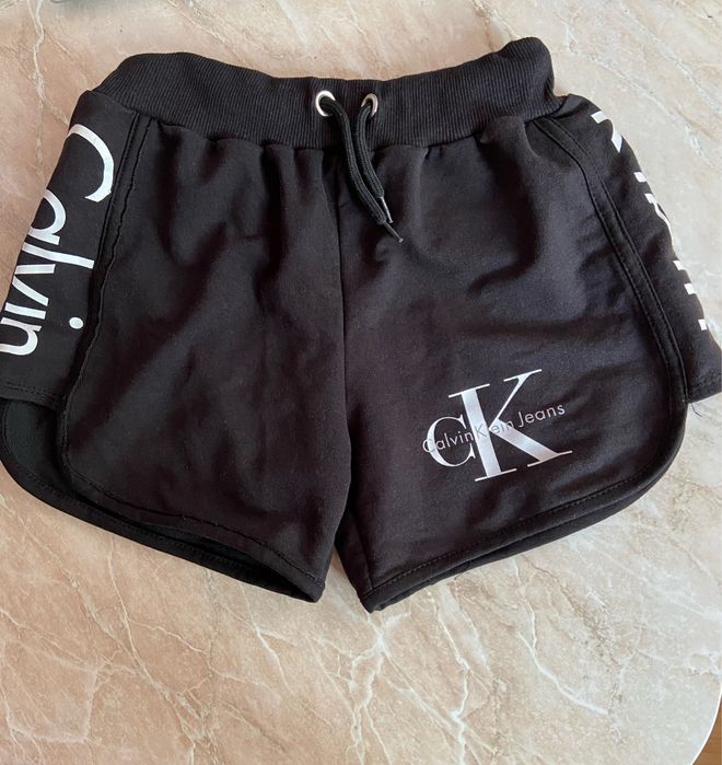 Шорти жіночі