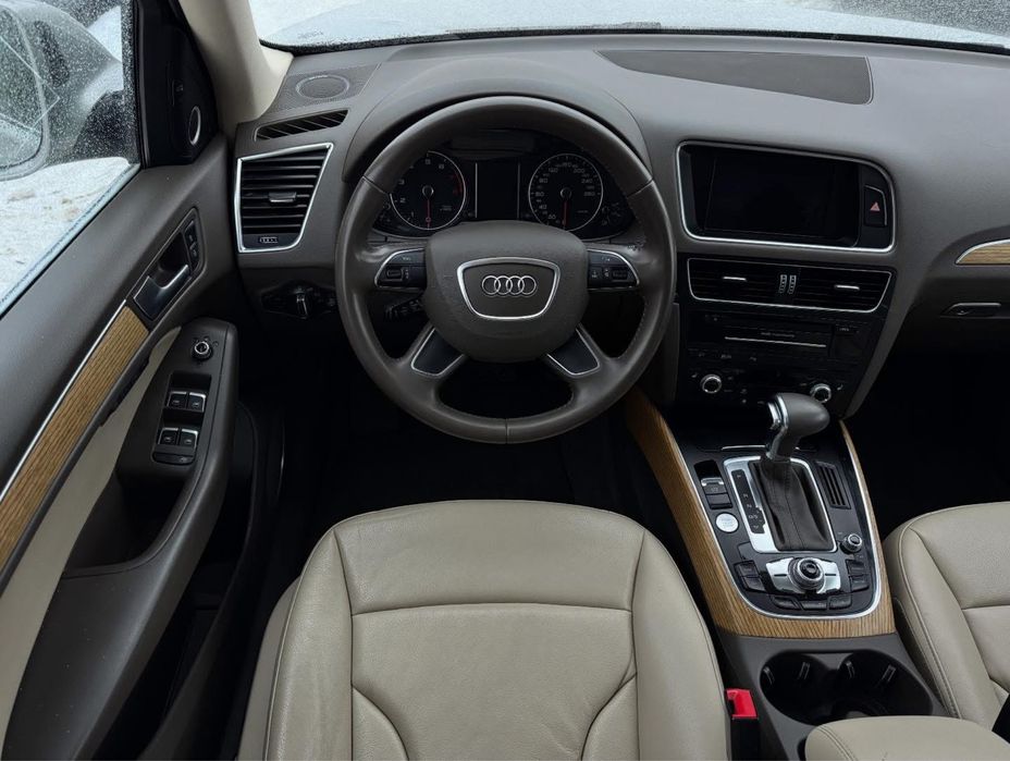 Audi Q5 quattro PRESTIGE