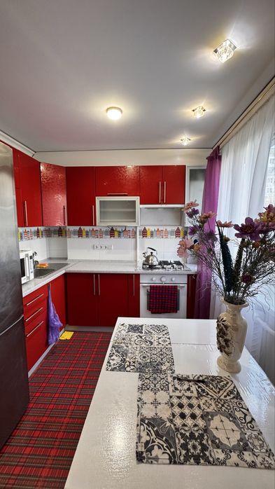 Здам 2 кімнатну квартиру по вул Львівській від 1 місяця