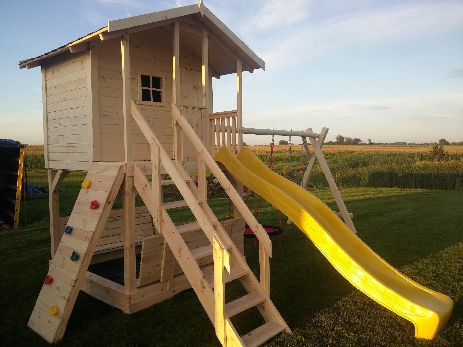 Plac zabaw Wojtek  domek dla dzieci huśtawki ogrodowe