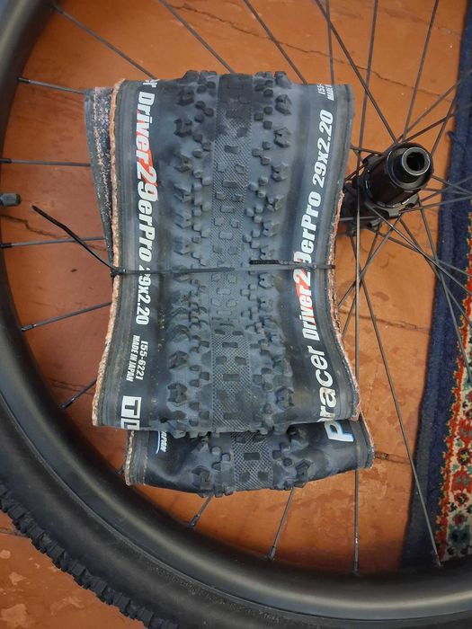 Карбонове колесо 29, заднє, 142х12