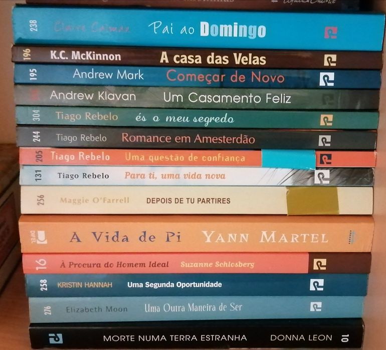Conjunto de livros 1,5€ cada