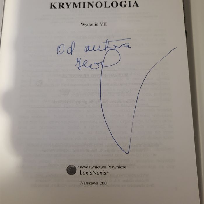 Brunon Hołyst, Kryminologia, Bezpieczeństwo. Pakiet 2 książek. Okazja