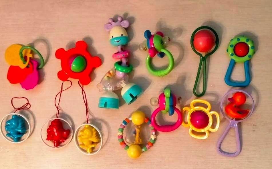 Брязкальця, іграшки для малюків вживані