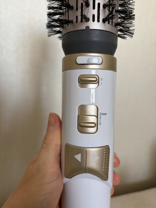 Фен-щітка Philips 1000W з іонізацією та турмаліновим покриттям