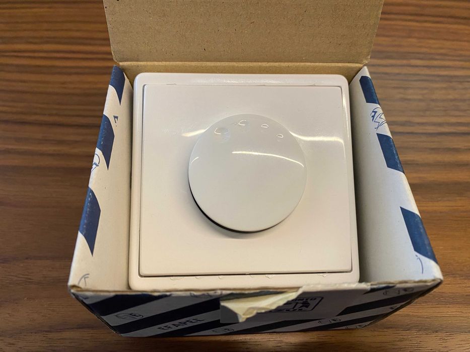 EFAPEL 500W Light Dimmer Switch433536625102049284