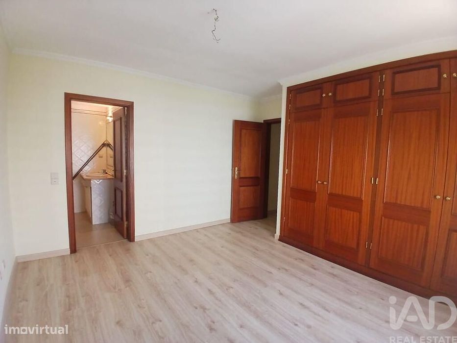 Apartamento T4 em Faro (Sé e São Pedro) de 210,00 m2