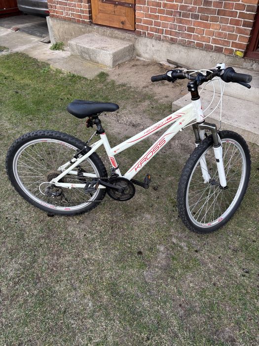 Rower dzieciecy kross 24 cale super stan goraco polecam