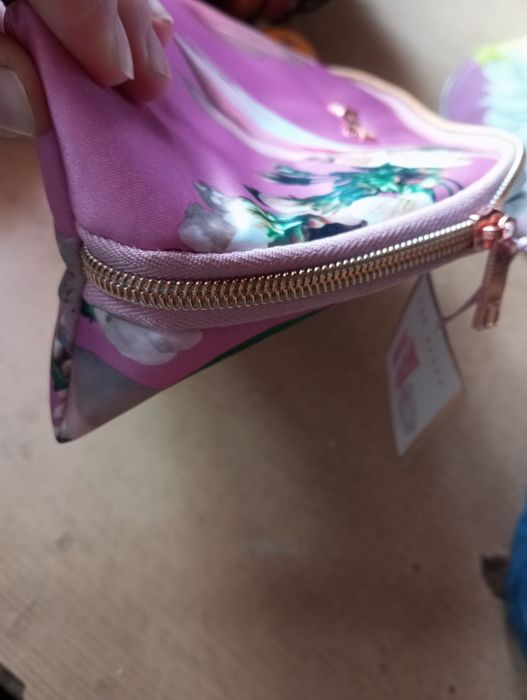 Kosmetyczka Ted Baker - nowa